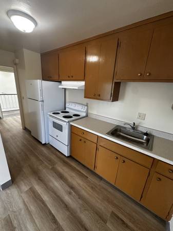 1BR/1BA Apartment on Mariposa Rd · San Rafael photo 3