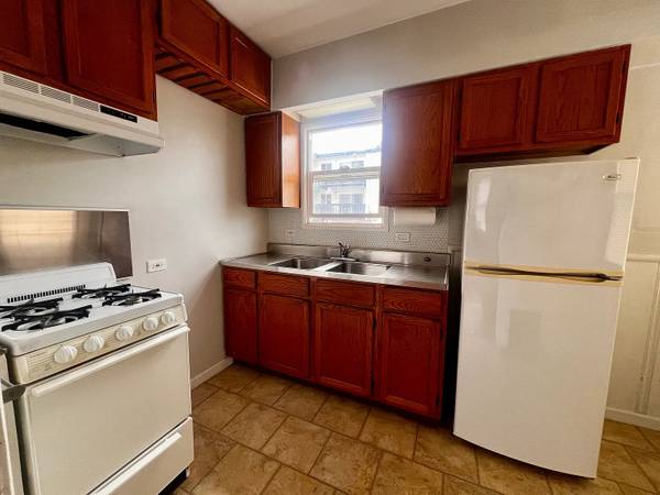 1BR/1BA Duplex on Mateo St · San Leandro photo 5