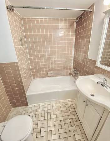1BR/1BA Apartment · San Francisco photo 3