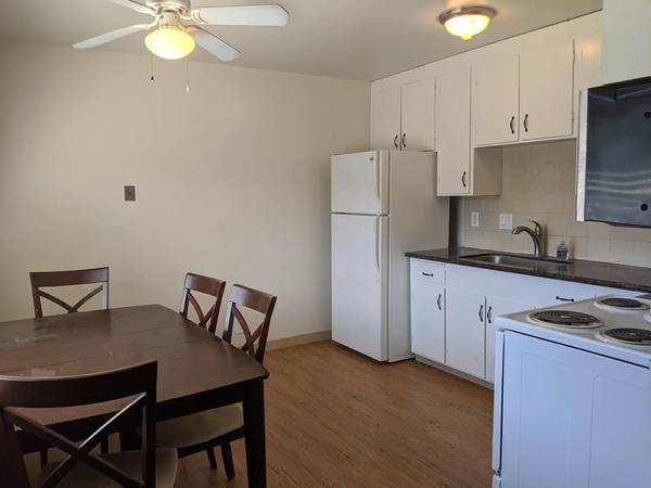 2BR/1BA Condo on Bing Dr · Santa Clara photo 3