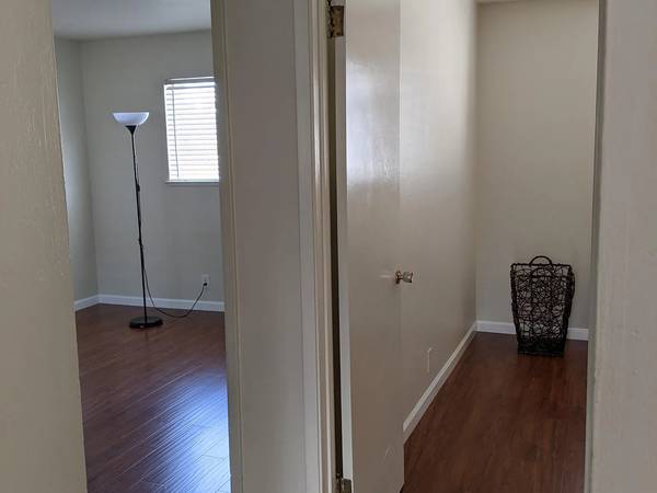 2BR/1BA Condo on Bing Dr · Santa Clara photo 5