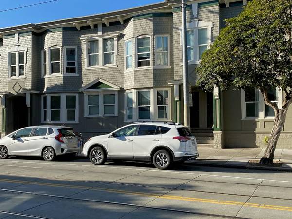 2BR/1BA Apartment · San Francisco photo 5