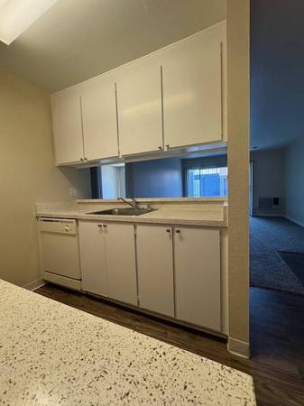 Apartments on Branham Ln Near Meridian Avenue · San Jose photo 4