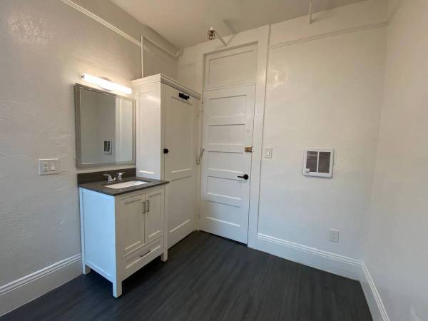1BR/1BA Apartment · San Francisco photo 2