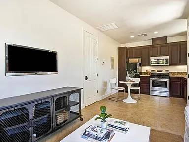 1BR/1BA Apartment · Napa photo 2