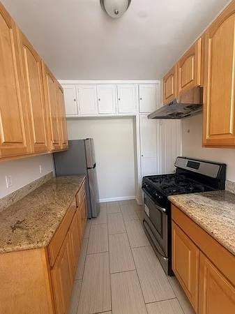 1BR/1BA Apartment on California St · San Francisco photo 3