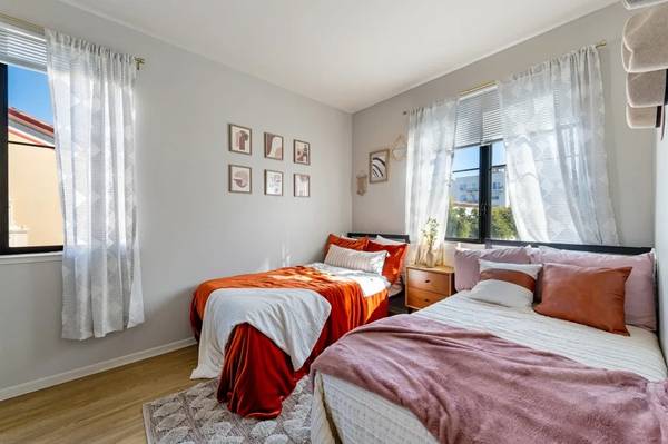 Apartments on Kittredge St · Berkeley photo 3