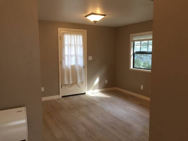 1BR/1BA Apartment · Scotts Valley photo 3