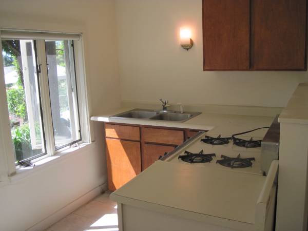 1BR/1BA In-Law · Berkeley photo 4