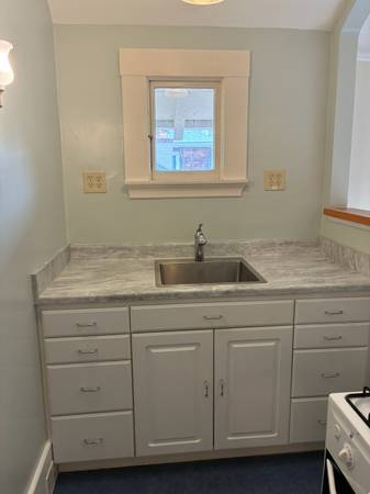 0BR/1BA Apartment · Berkeley photo 5