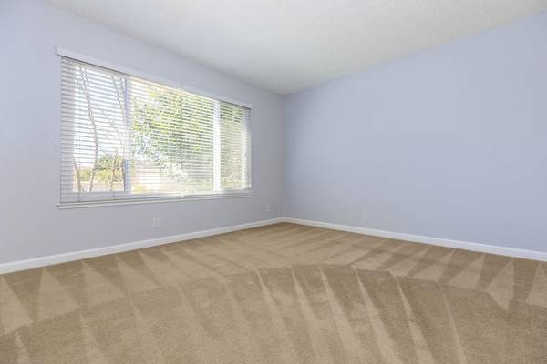 Fairway Village photo 3