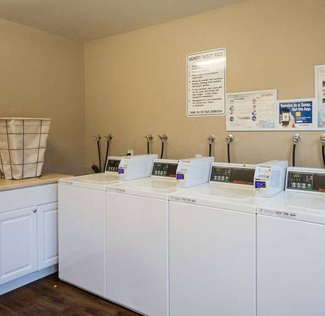 Apartments on Flora Ave · Walnut Creek photo 4