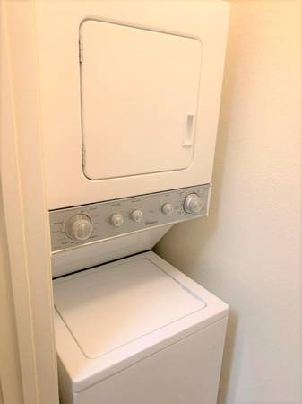 Apartments on Del Monte Avenue · Morgan Hill photo 5