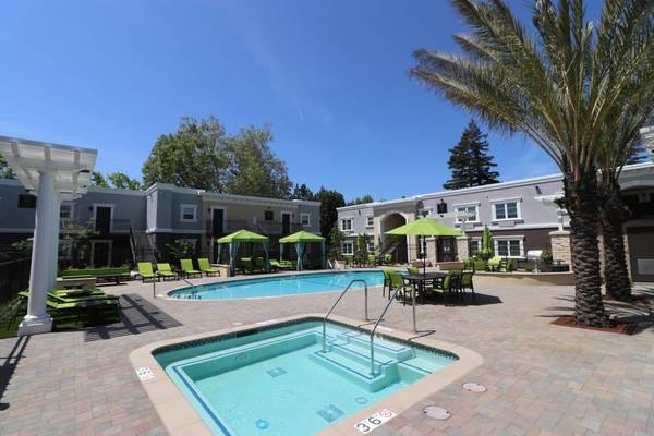 2BR/1BA Apartment on Hastings Blvd · Fremont photo 5
