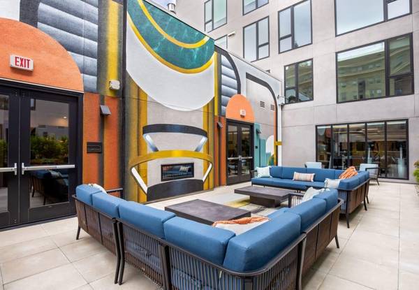 Apartments on Alice St · Oakland photo 3