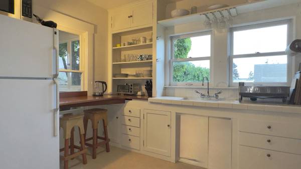 1BR/1BA Apartment · Oakland photo 4