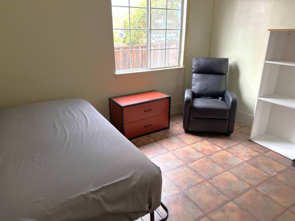 5BR/6BA Single Family House · Berkeley photo 4