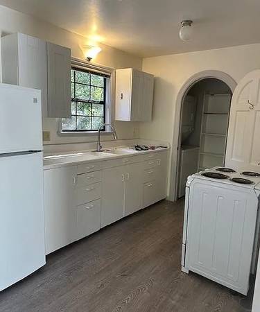 1BR/1BA Single Family House on Empire Grade · Santa Cruz photo 4