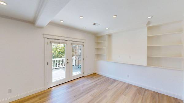 2BR/2BA Apartment · San Francisco photo 3