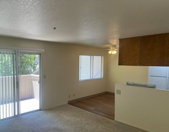 2BR/1BA Apartment on Mission Blvd. · Santa Rosa
