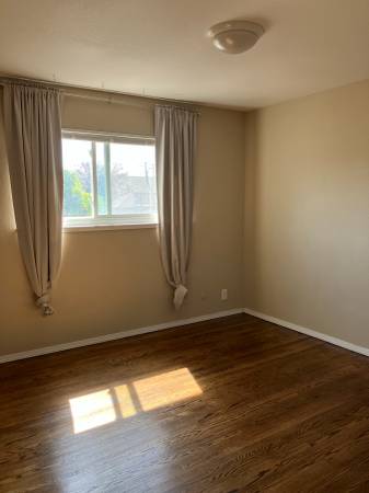2BR/1BA Other on 40th Street · Emeryville photo 5