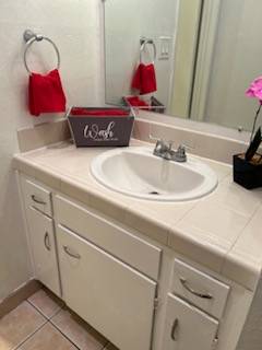 0BR/1BA Apartment · Campbell photo 3