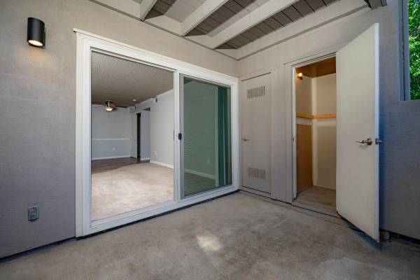 Plum Tree Apartment Homes photo 4