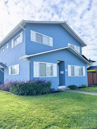 2BR/2BA Apartment on Knox St · Hayward photo 2
