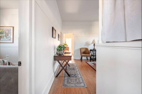 3BR/2BA Duplex · Kentfield photo 4