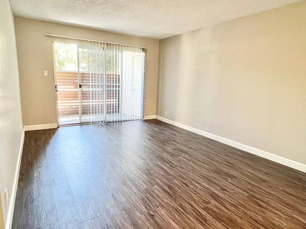 Apartments on Mowry Avenue · Fremont photo 3