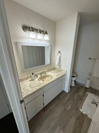 1BR/1BA Apartment · Rohnert Park photo 3