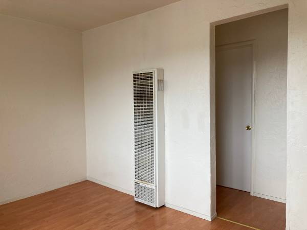 2BR/1BA Apartment · Berkeley photo 4