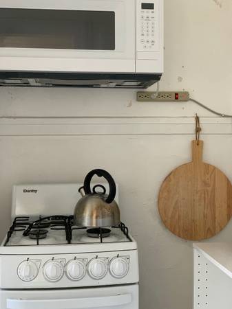 1BR/1BA Apartment on Taylor St. · San Francisco photo 5