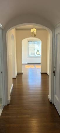 1BR/1BA Apartment on Broadway · San Francisco photo 4