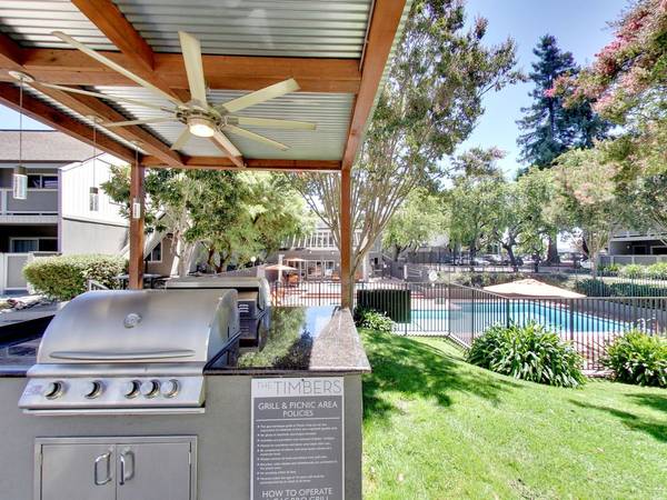 Apartments on Santa Clara Street · Hayward photo 5