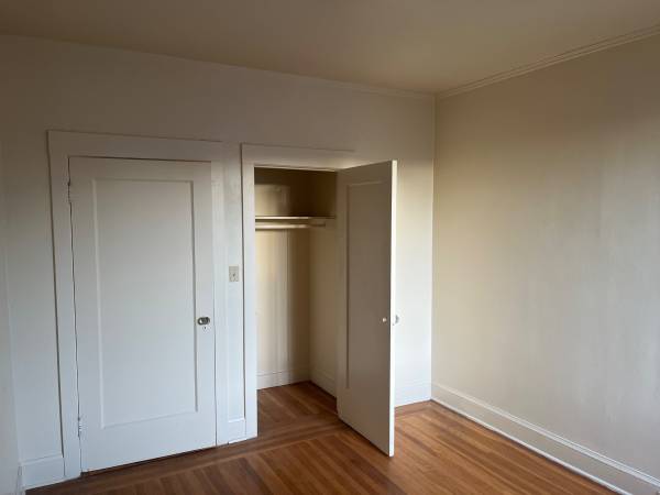 2BR/1BA Apartment on Dwight · Berkeley photo 5
