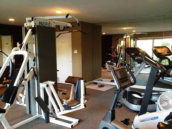 Delmonico Apartments photo 2