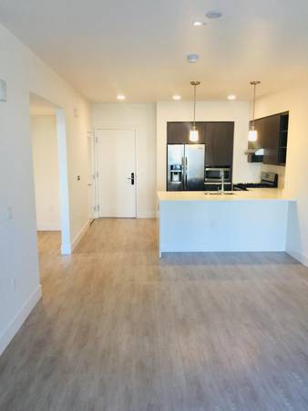 Apartments on E. Weddell Drive · Sunnyvale photo 4