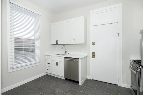 1BR/1BA Apartment · San Francisco photo 4