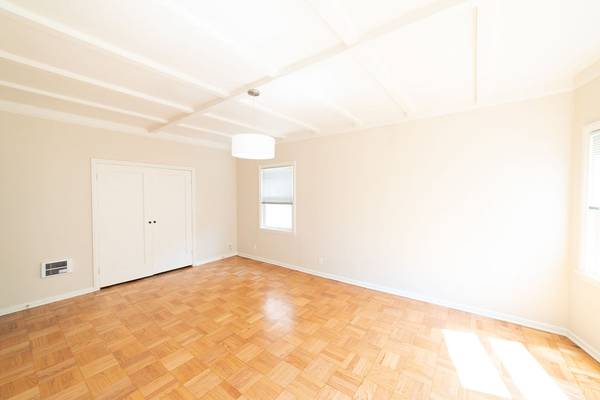 633 Cleveland Street, Oakland, CA 94606 photo 2