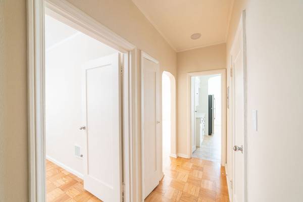 633 Cleveland Street, Oakland, CA 94606 photo 4