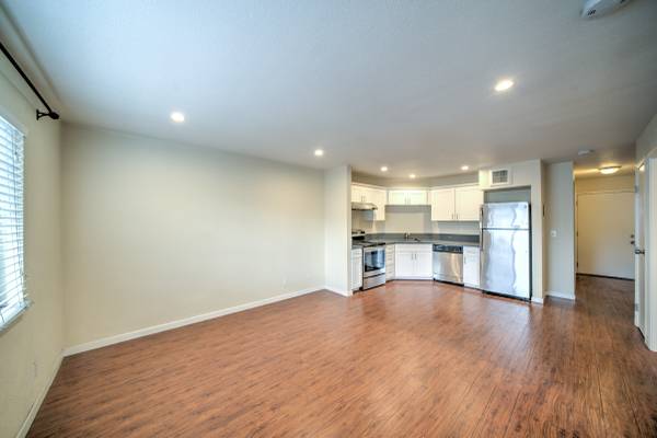 530 24th Street, Oakland, CA 94612 photo 2