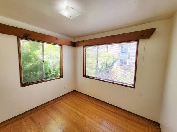 1BR/1BA Duplex · Berkeley photo 5