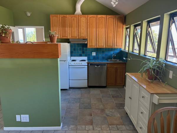 2BR/2BA Apartment on Norman Way · Belvedere Tiburon photo 3