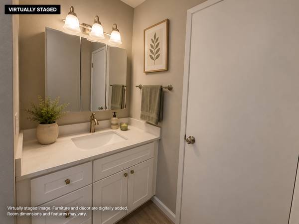 Apartments on Shoreline Drive · Alameda photo 5