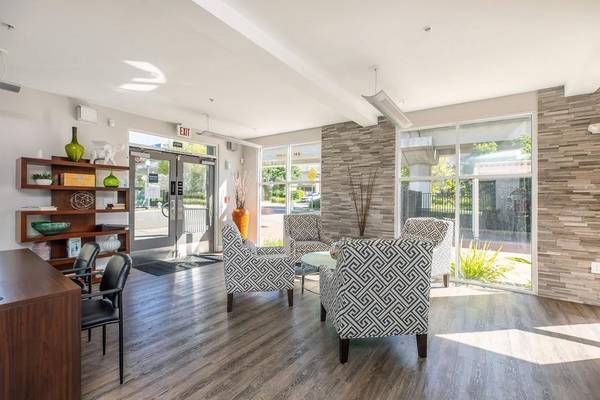 Single Story Home Located in the hills of El Cerrito photo 4