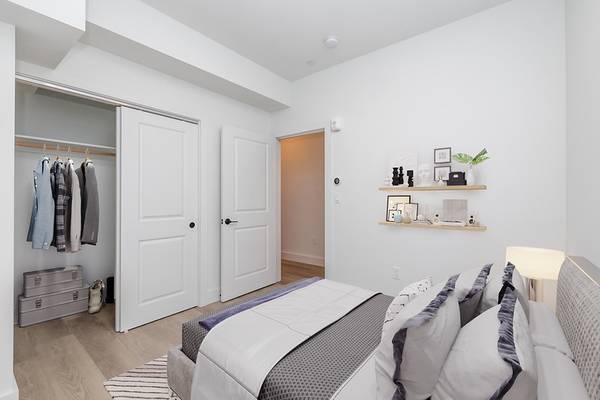 737 Pine photo 4