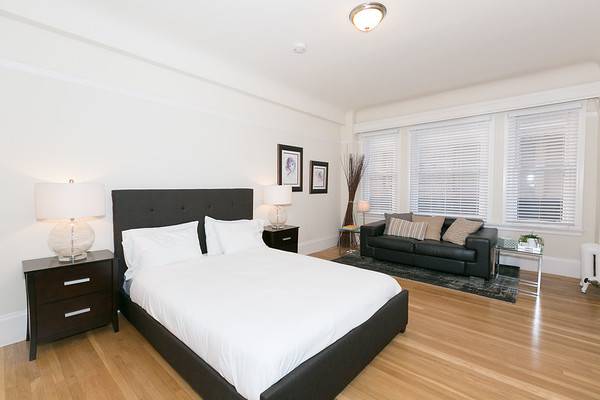 686 POST Apartments photo 2