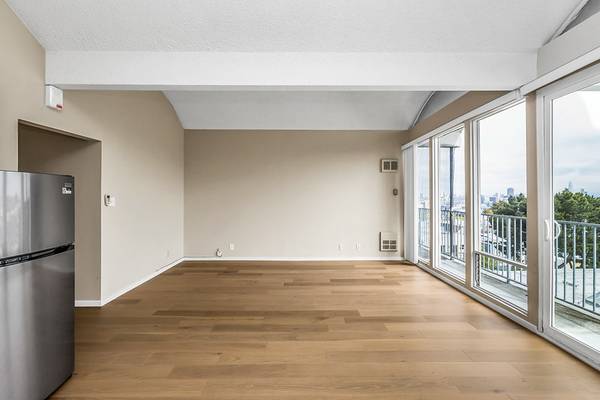 Apartments on Alvarado Street · San Francisco photo 2