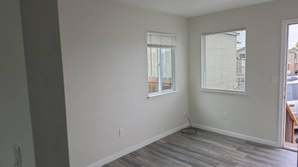 Glen Cove Estates photo 5